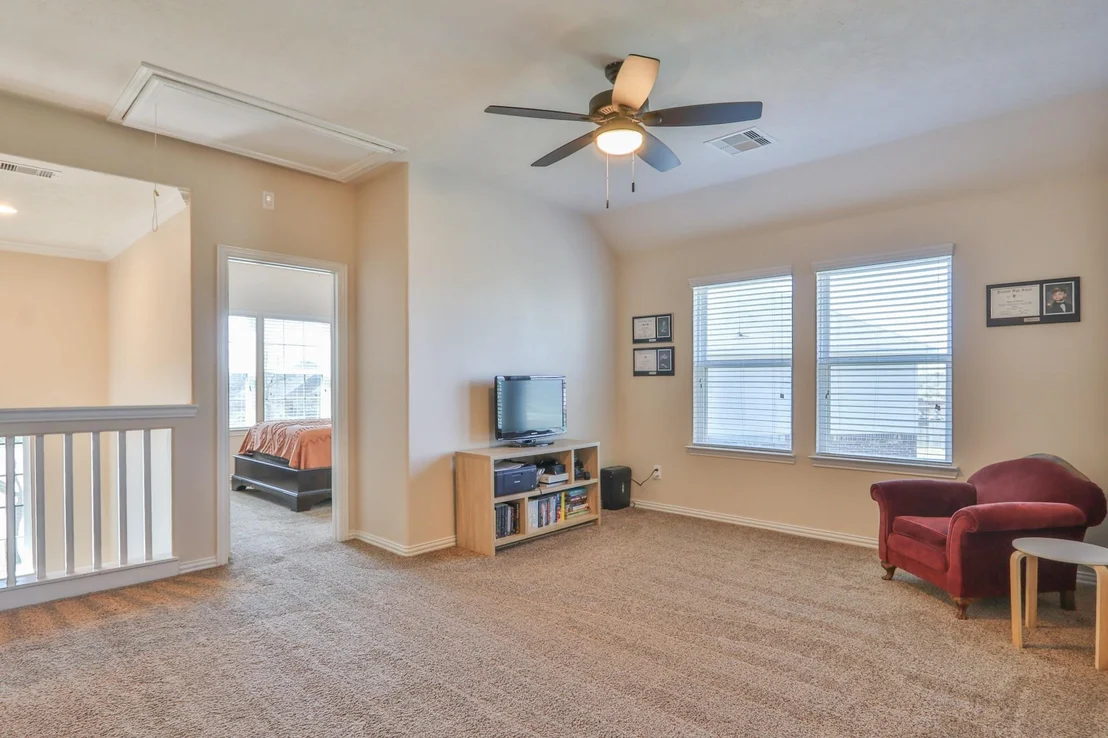 Photo of 802 Brushfield Court