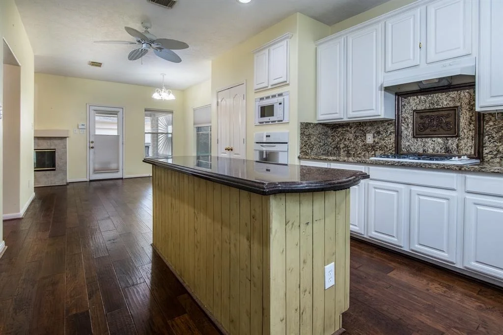 Photo of 11807 Regency Forest Drive