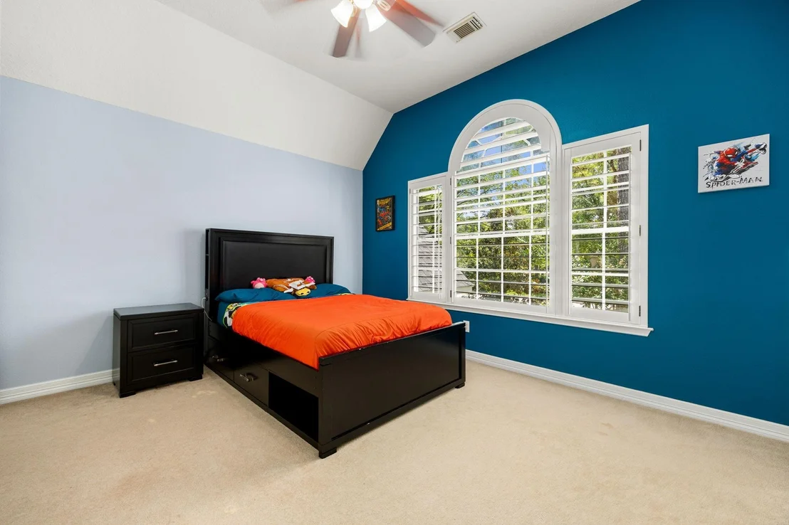 Photo of 94 Meadowridge Place