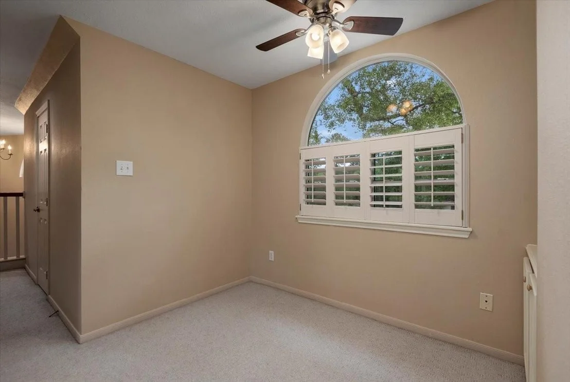 Photo of 14151 Buckingham Lane