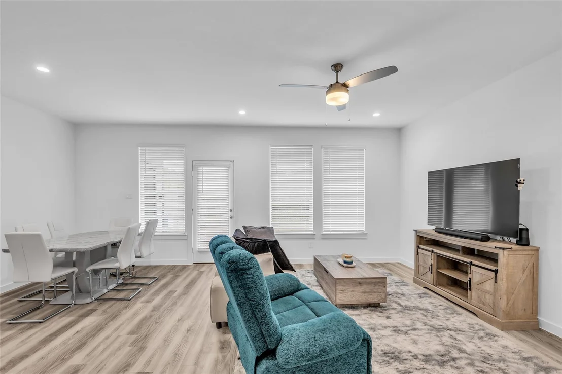 Photo of 3227 Creston Gate Drive