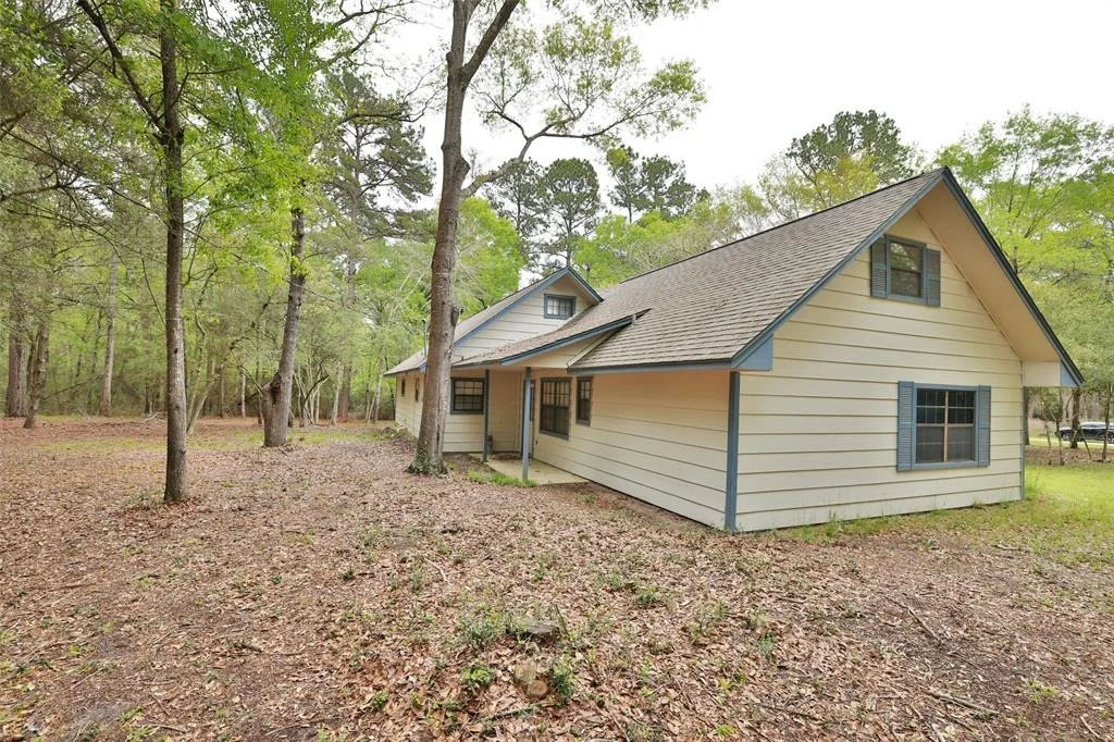 Photo of 9239 Walnut Road