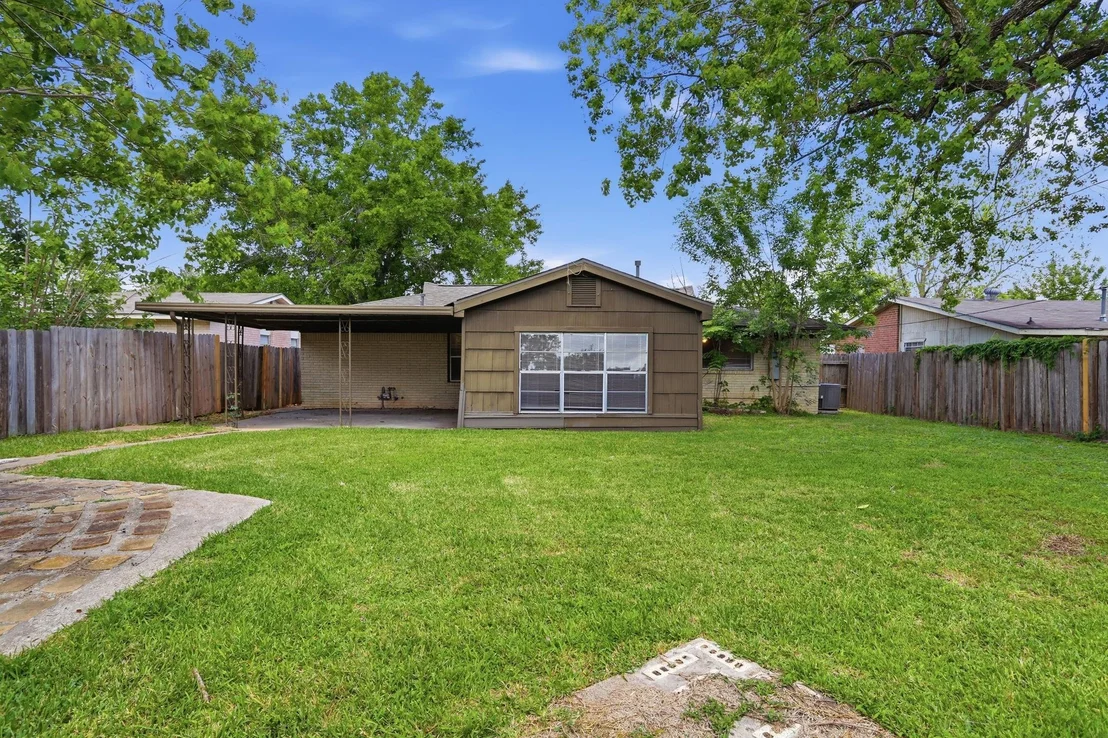 Photo of 5242 Grace Point Lane