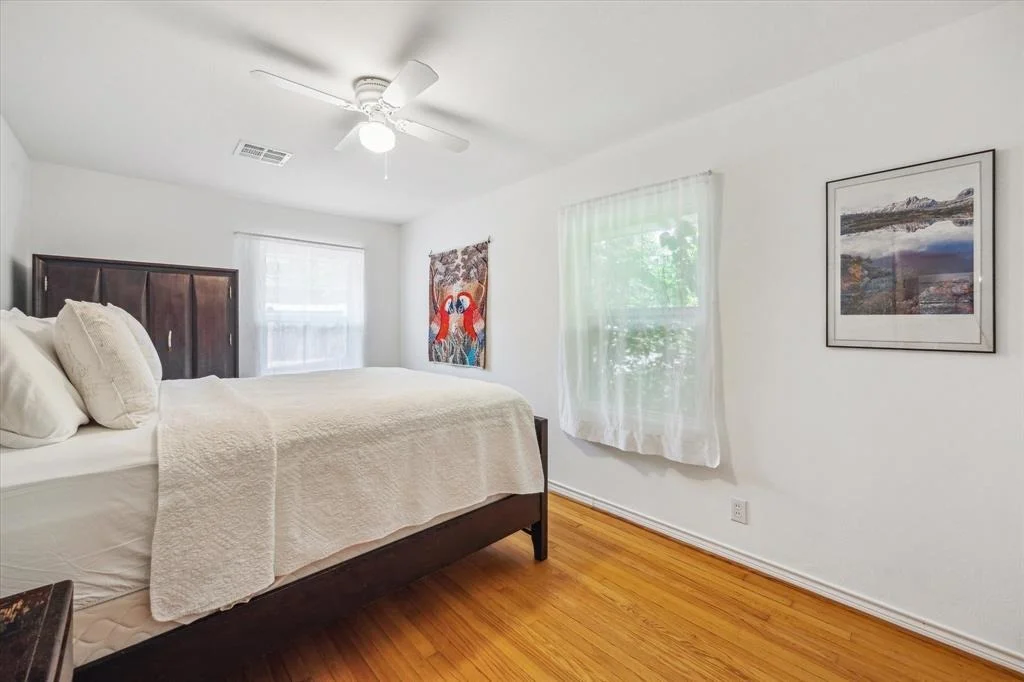 Photo of 2110 Chippendale Road