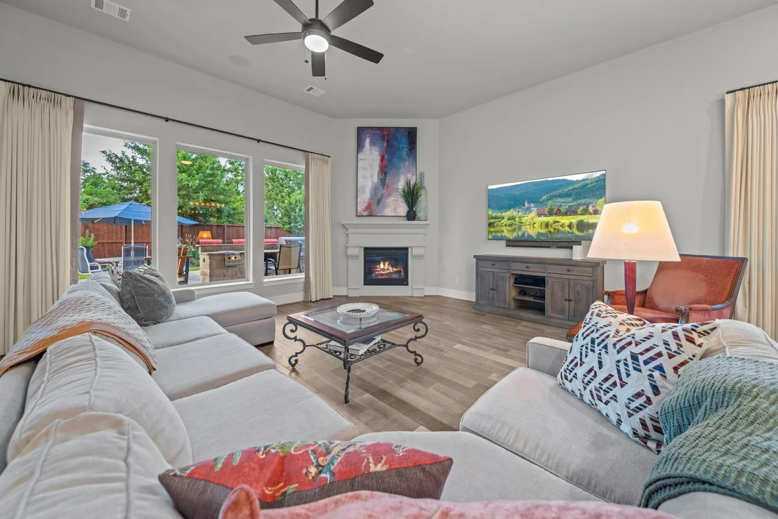 Photo of 30 Madrone Terrace Place