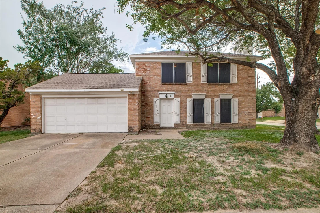 Photo of 9635 W Savile Circle