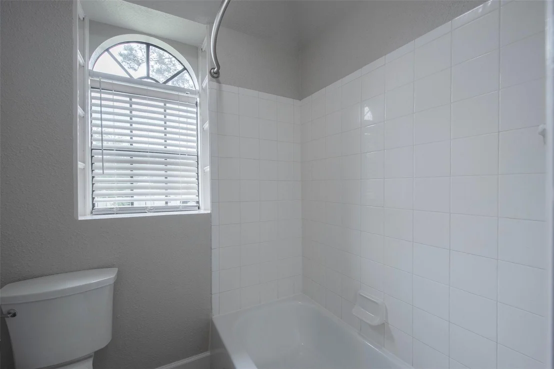 Photo of 24610 Gilbough Drive