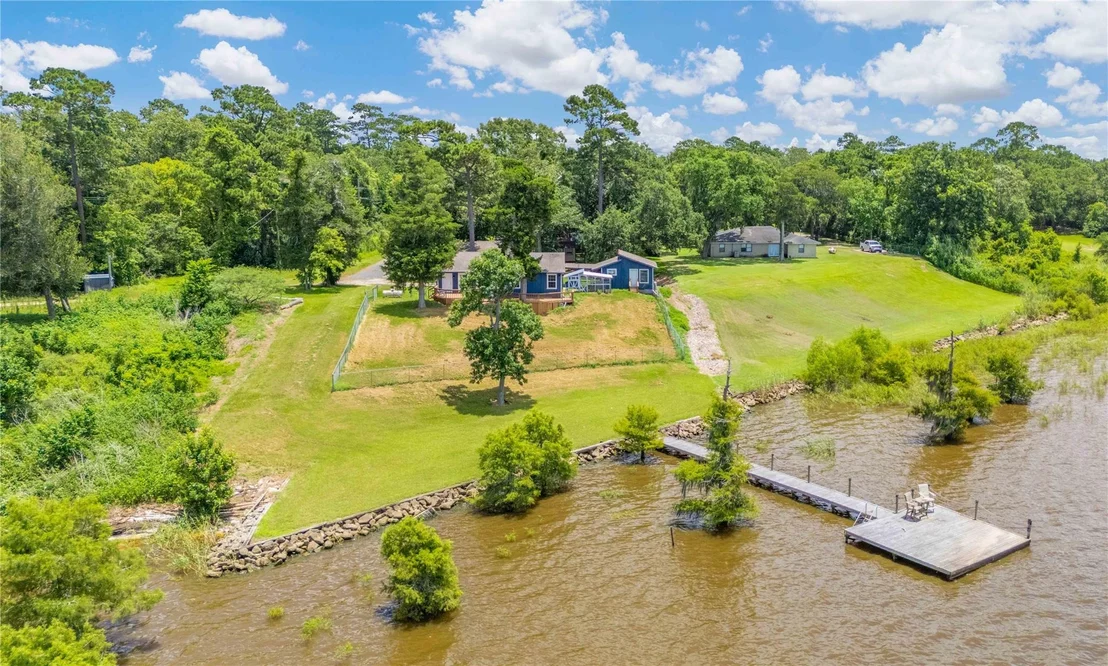 Photo of 3843 Simon Road