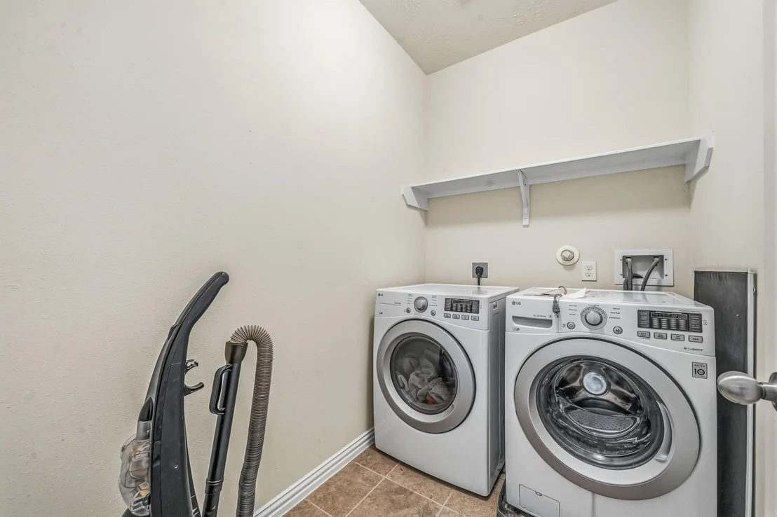 Photo of 22922 Jetty Manor Lane