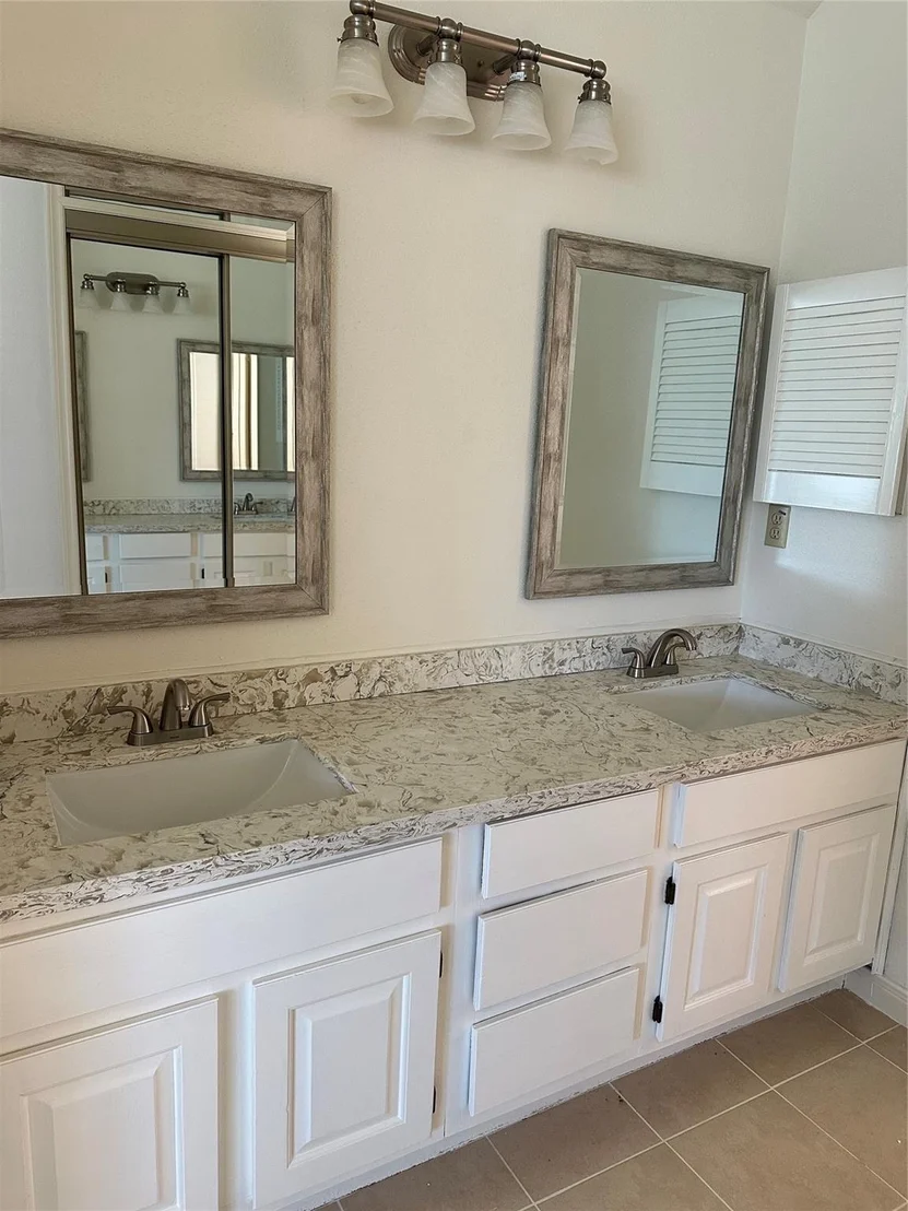 Photo of 2810 Pineleaf Drive