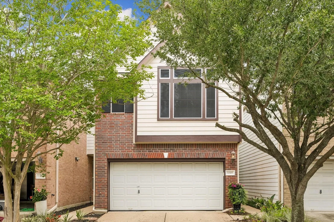 Photo of 1319 Ella Place