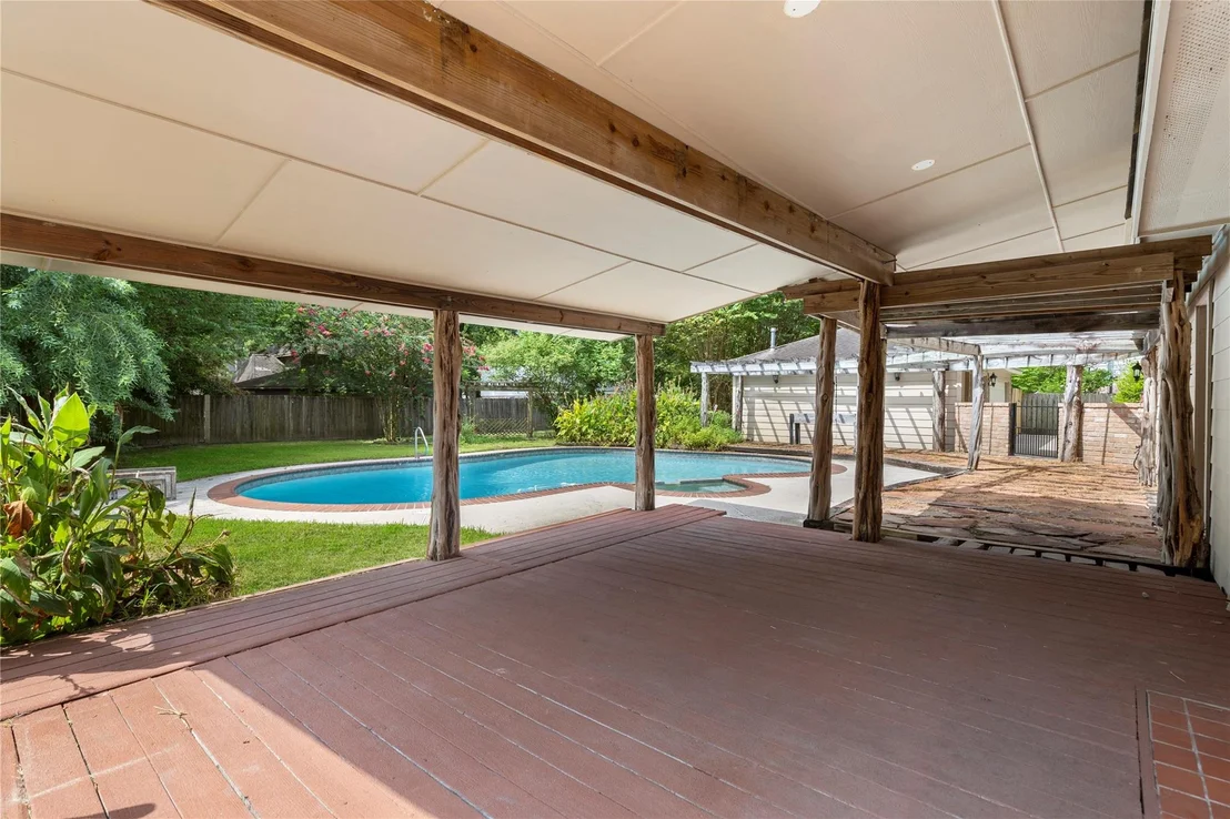 Photo of 8215 Winding Hill Lane