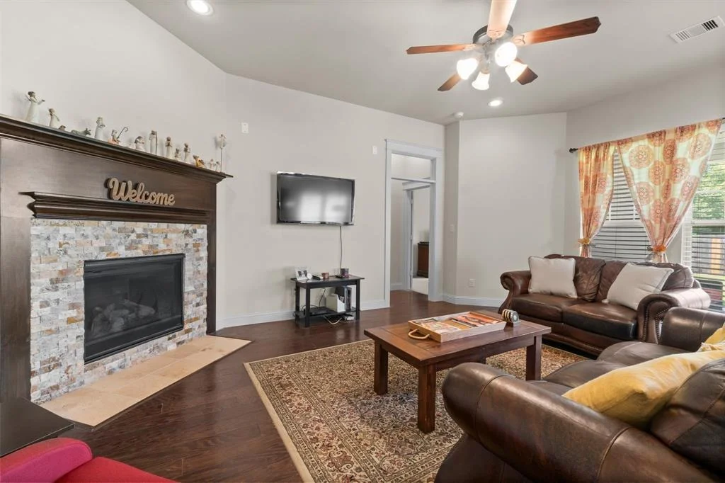 Photo of 122 Cherry Oak Lane