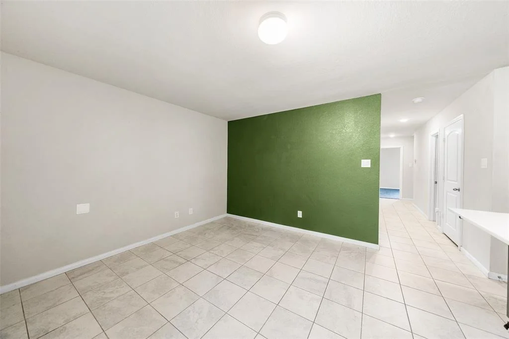Photo of 15229 Travis Lane