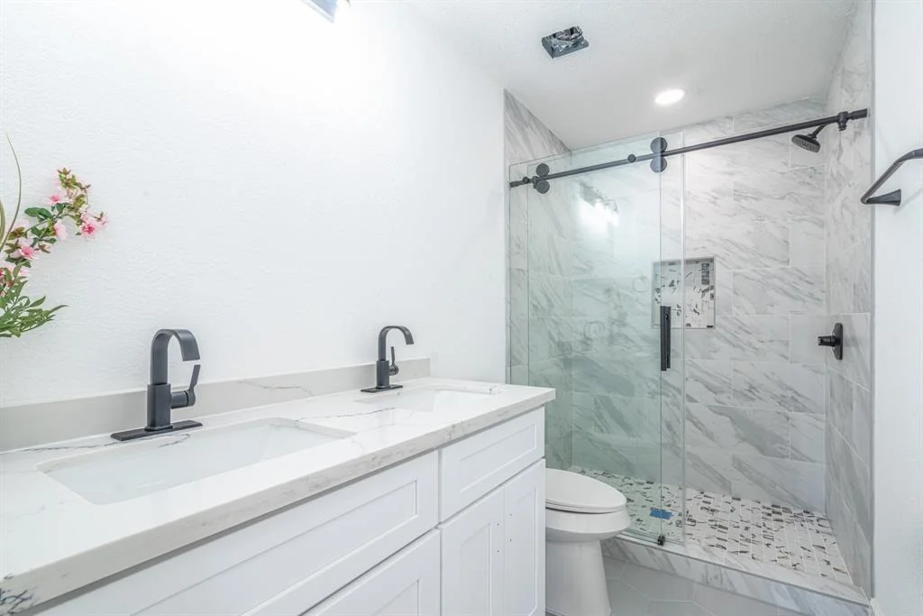 Photo of 2411 Camille Street