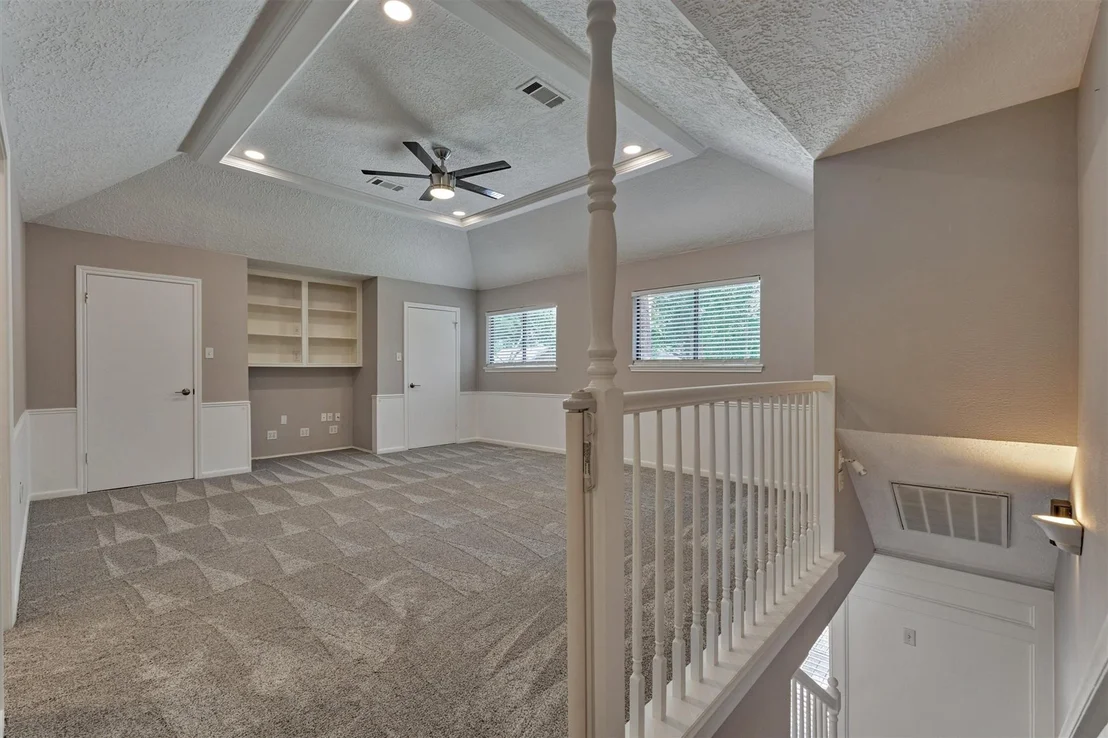 Photo of 9 Southfork Pines Court