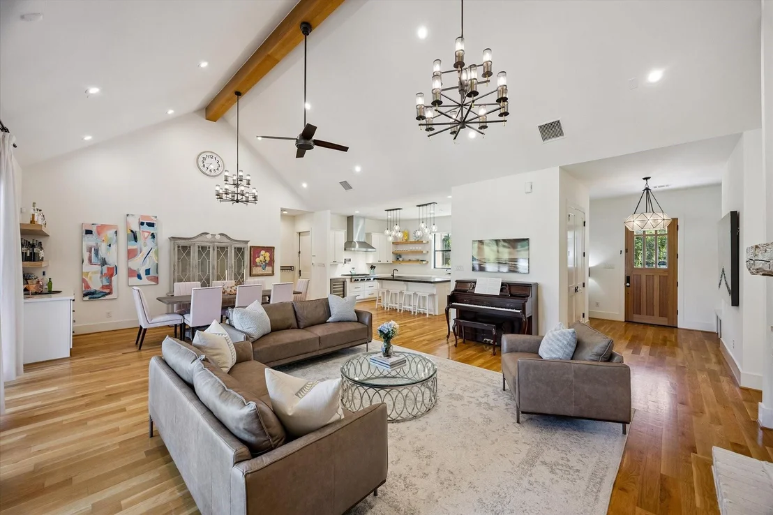 Photo of 9333 Spring Branch Drive