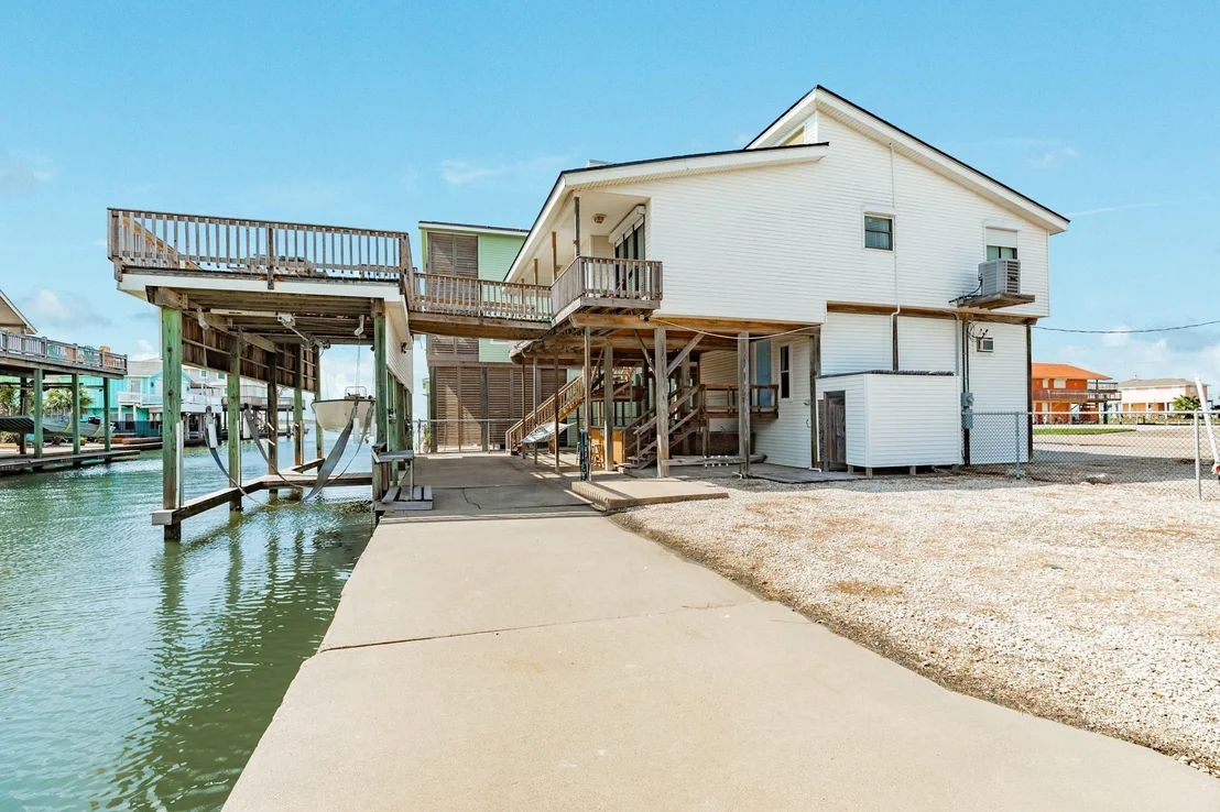 Photo of 333 Schooner Drive