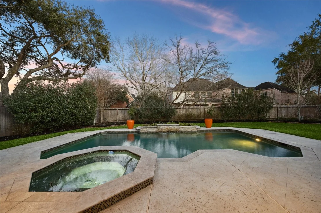 Photo of 2811 Autumn Lake Drive