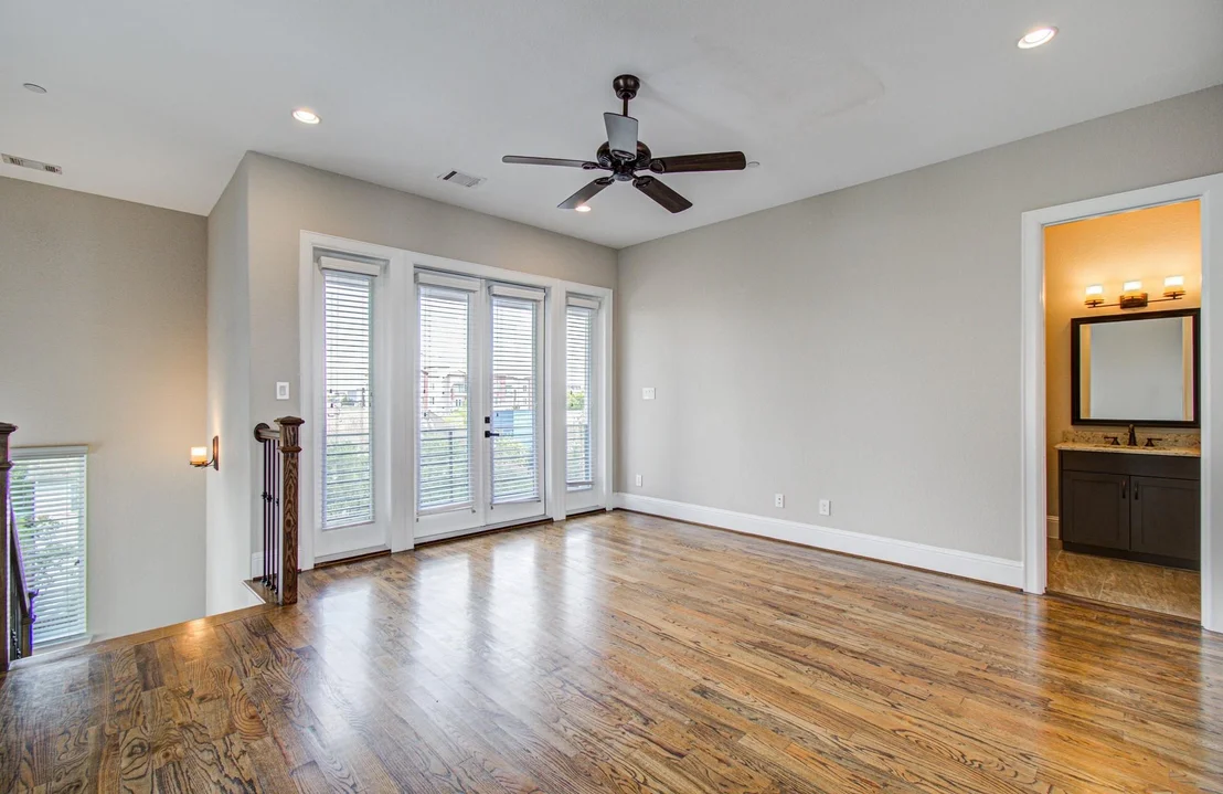 Photo of 2114 Mason Street
