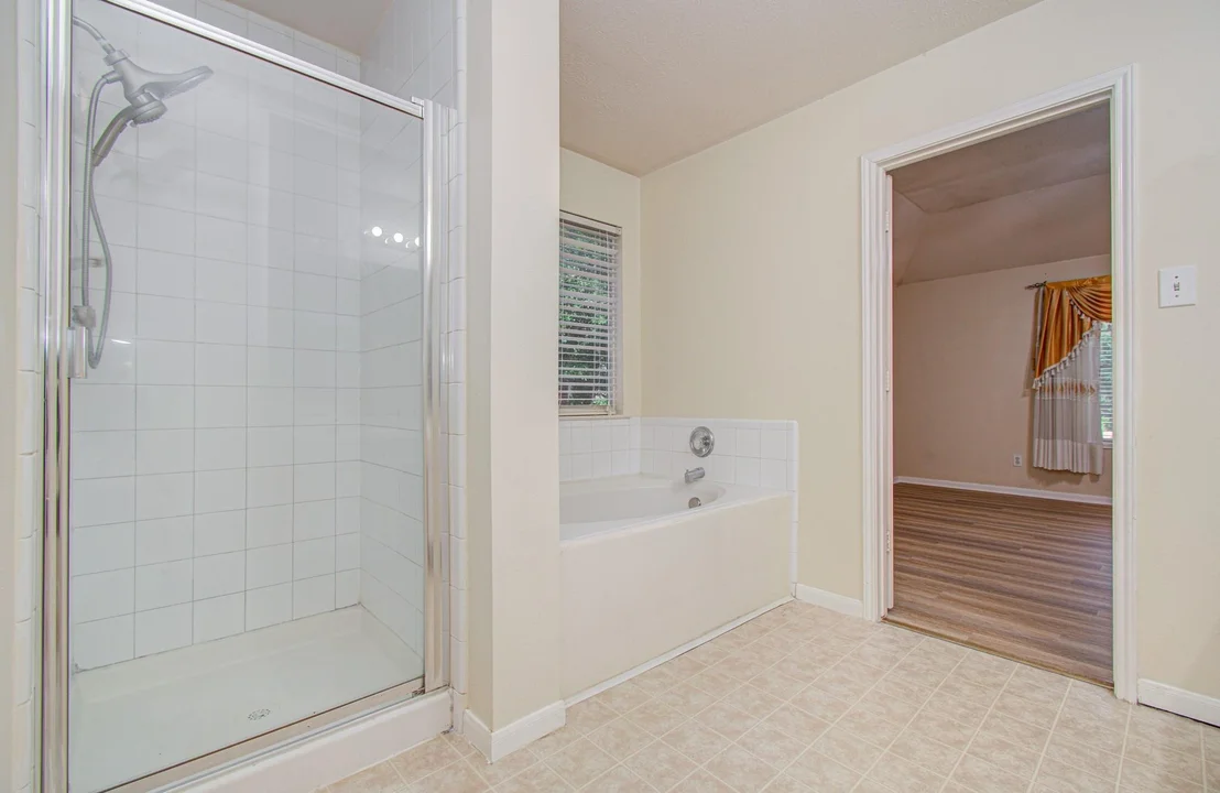 Photo of 5415 Oak Falls Drive