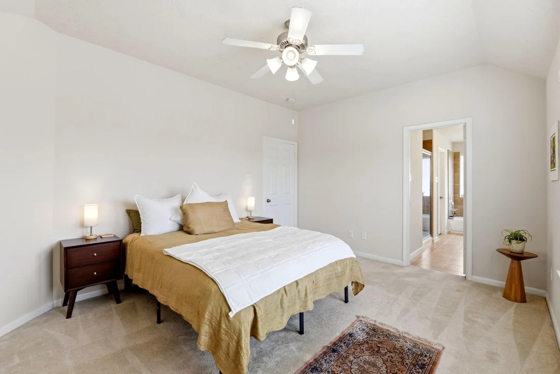 Photo of 12563 Chiswick Road