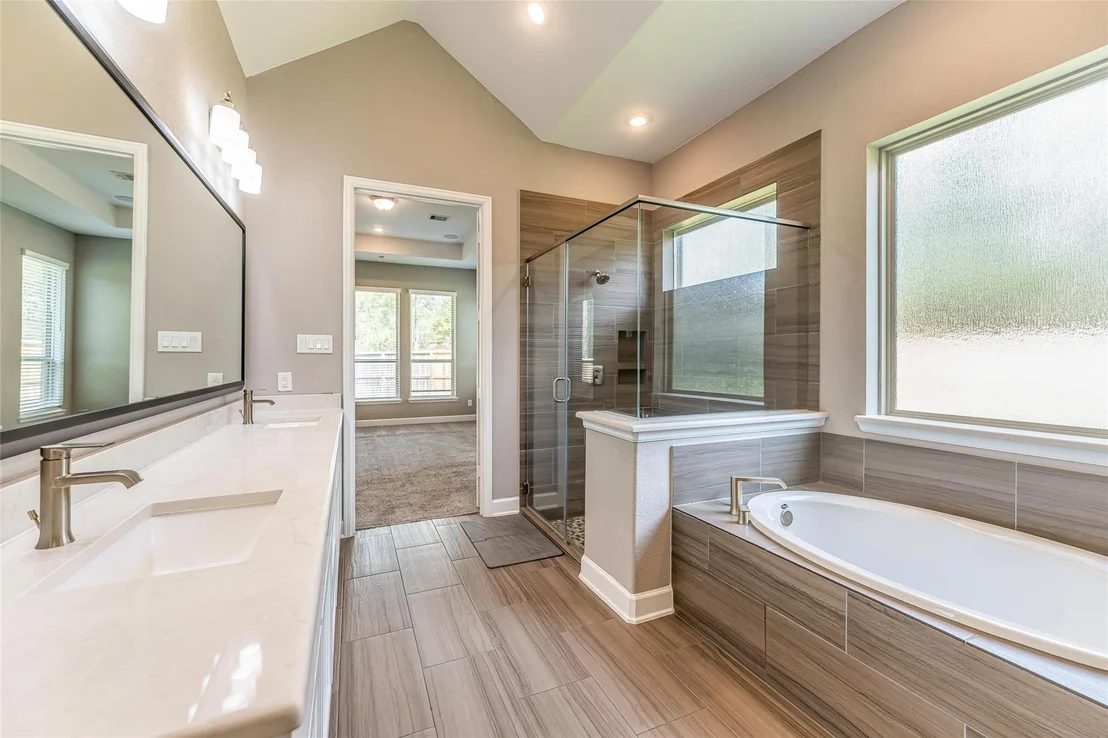 Photo of 1050 Groveton Ridge Lane