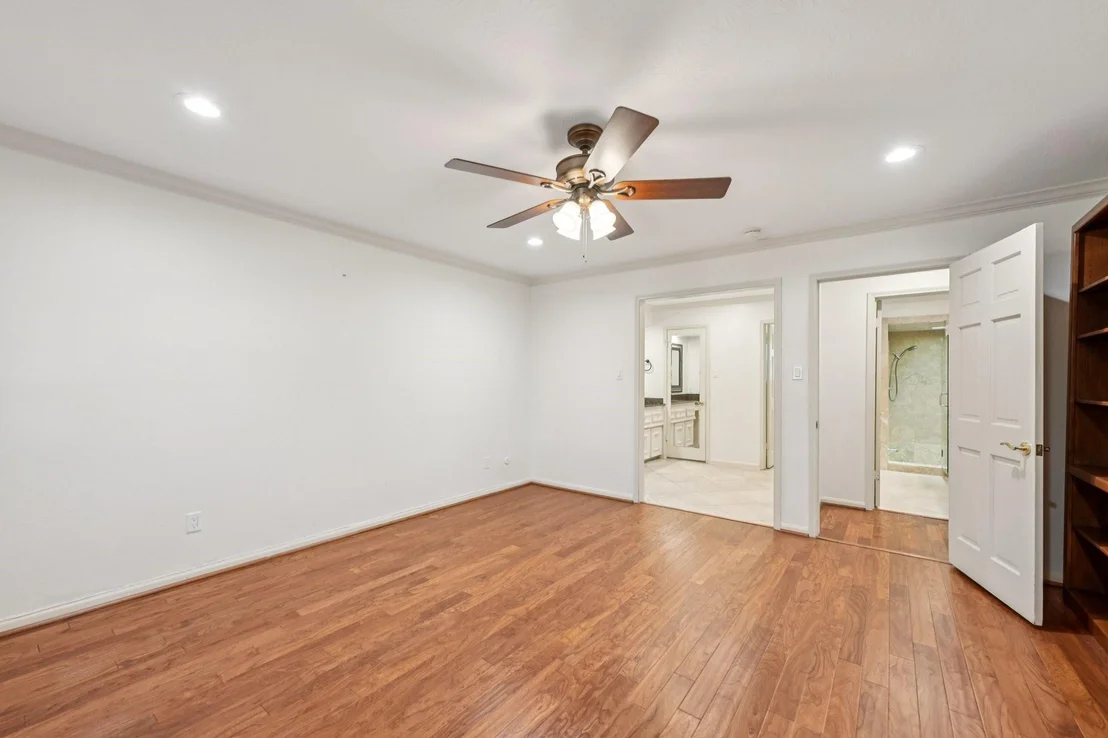 Photo of 11003 Overbrook Lane