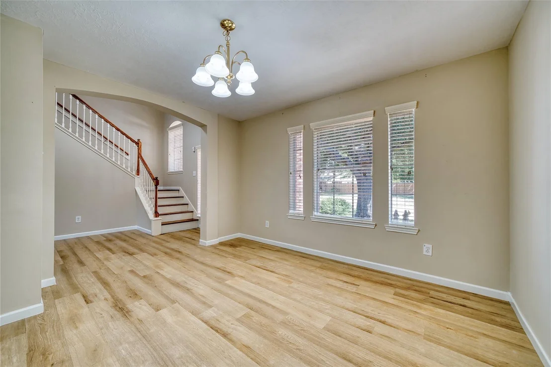 Photo of 20418 Linden Tree Drive