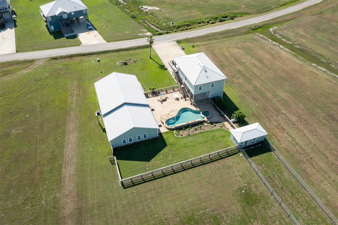 Photo of 742 Bay Drive