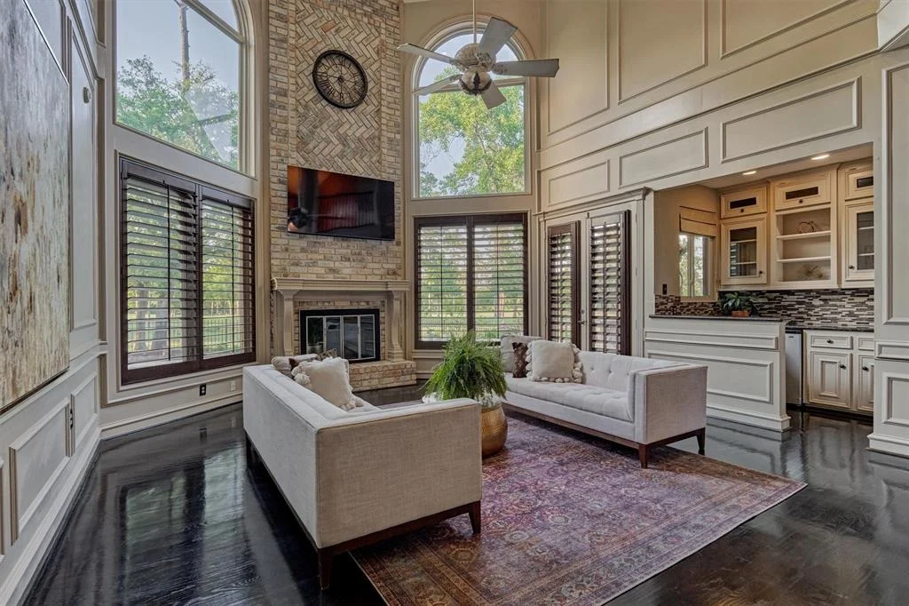 Photo of 24718 Creekview Drive