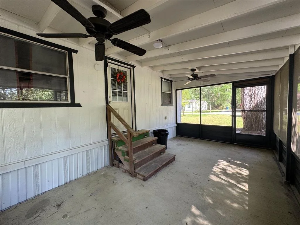 Photo of 69 E Whippoorwill Lane