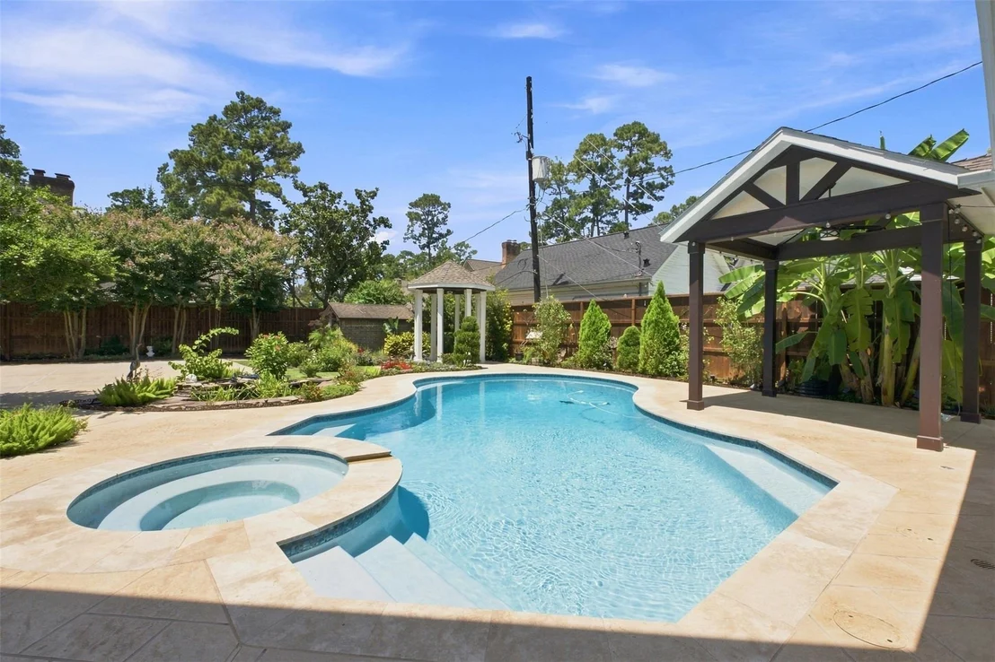 Photo of 5202 Norborne Lane