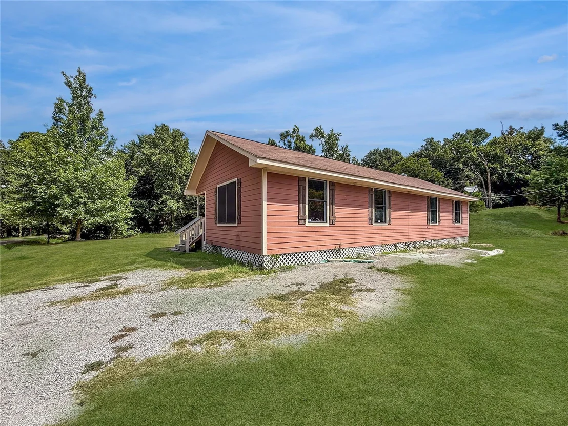 Photo of 327 Reuben Street