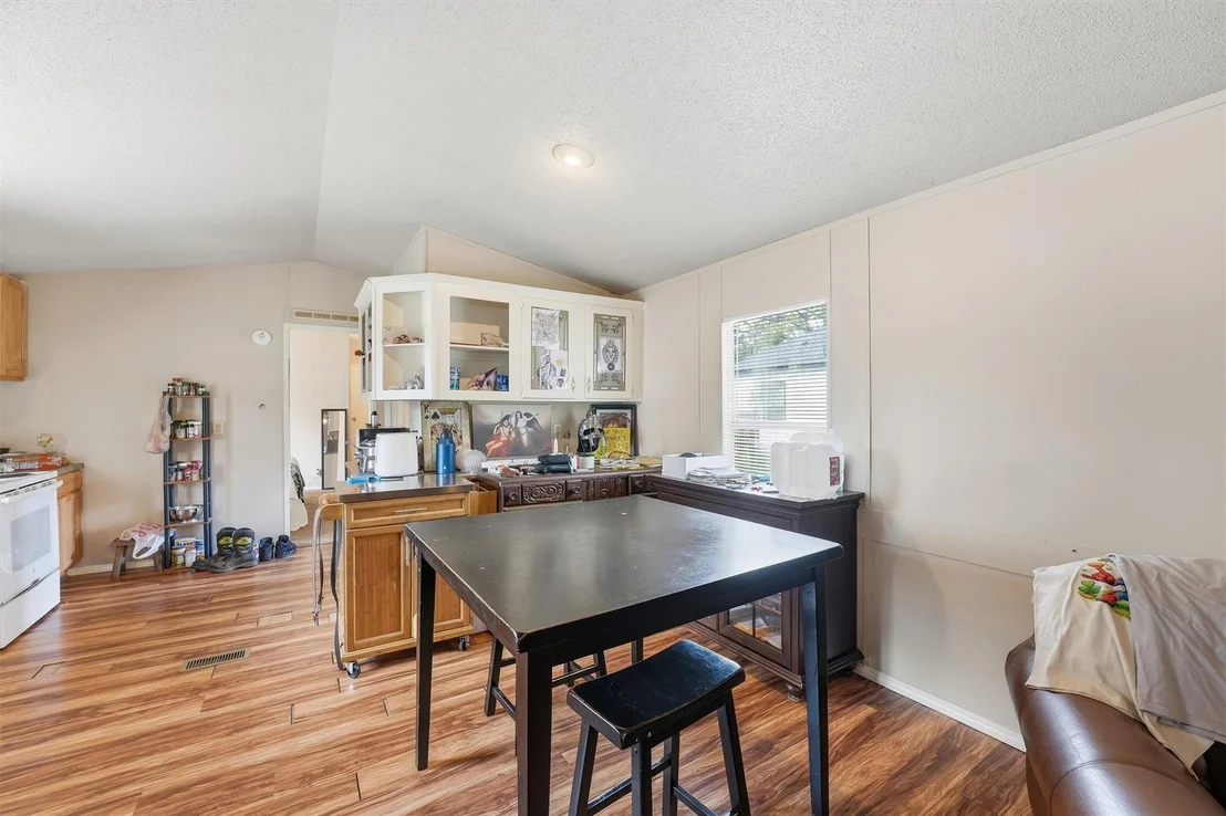 Photo of 8786 Scarlet Oak