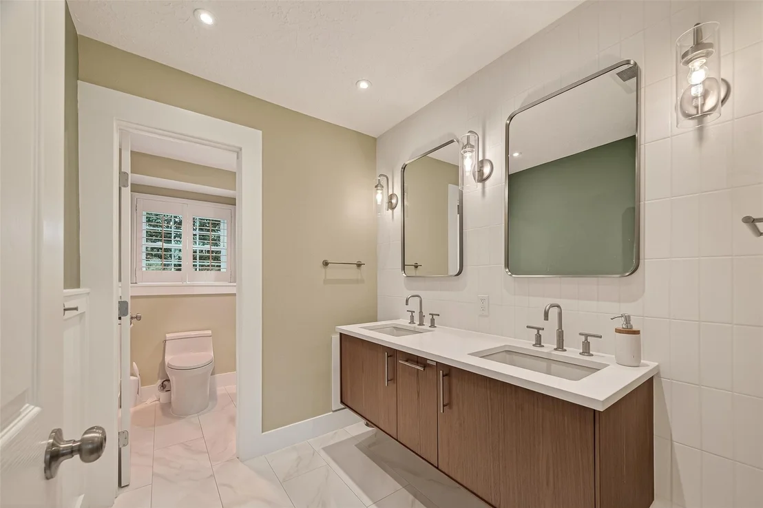 Photo of 2214 Cedar Falls Drive