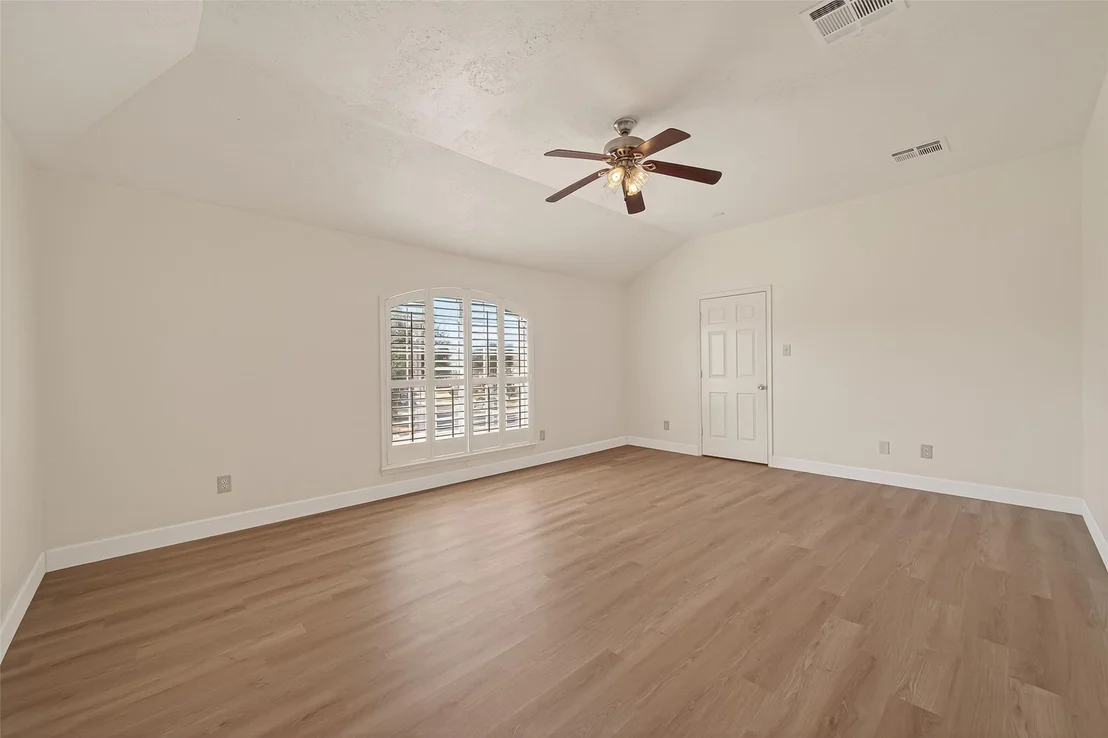 Photo of 15910 Clayton Bend Drive