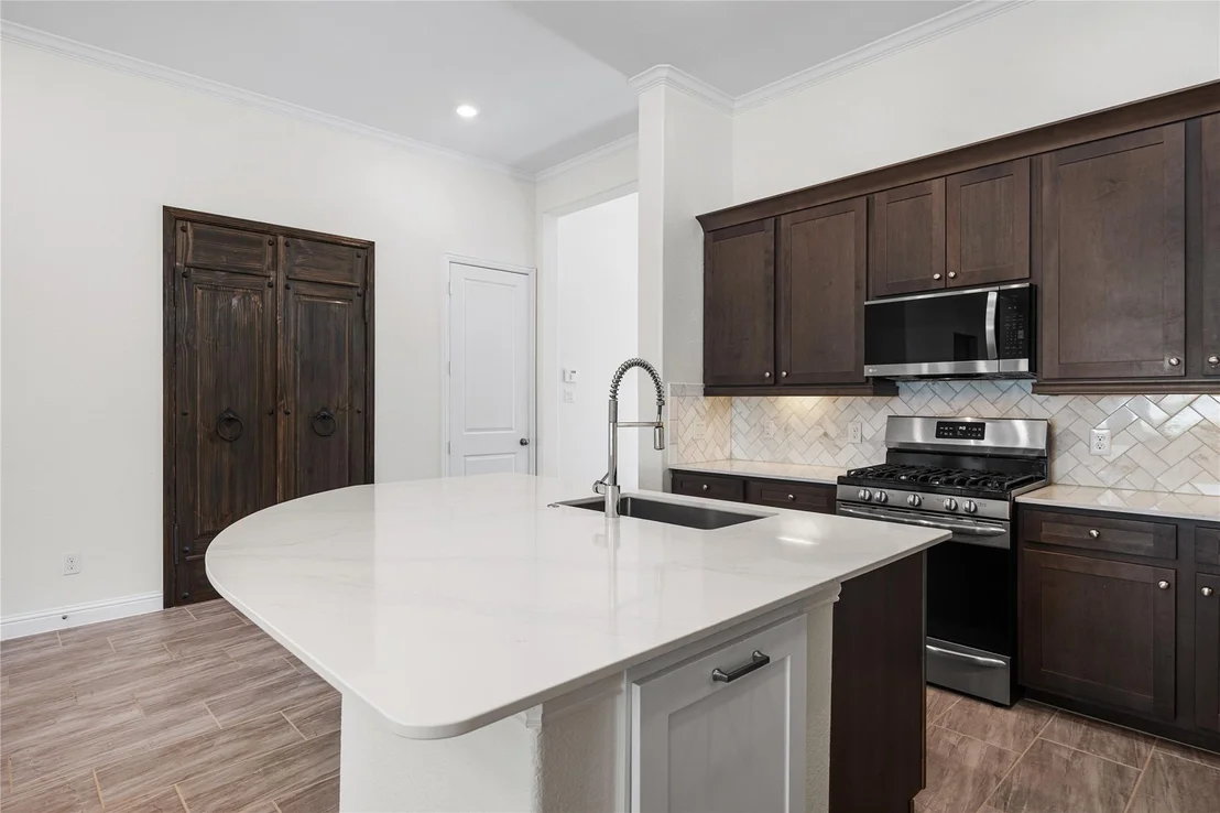 Photo of 3311 Bellwick Chase Lane