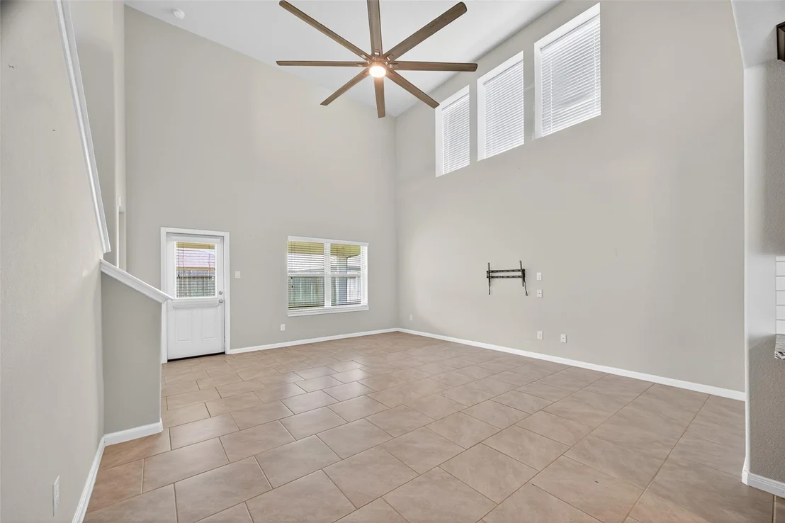 Photo of 718 Harvest Bluff Drive