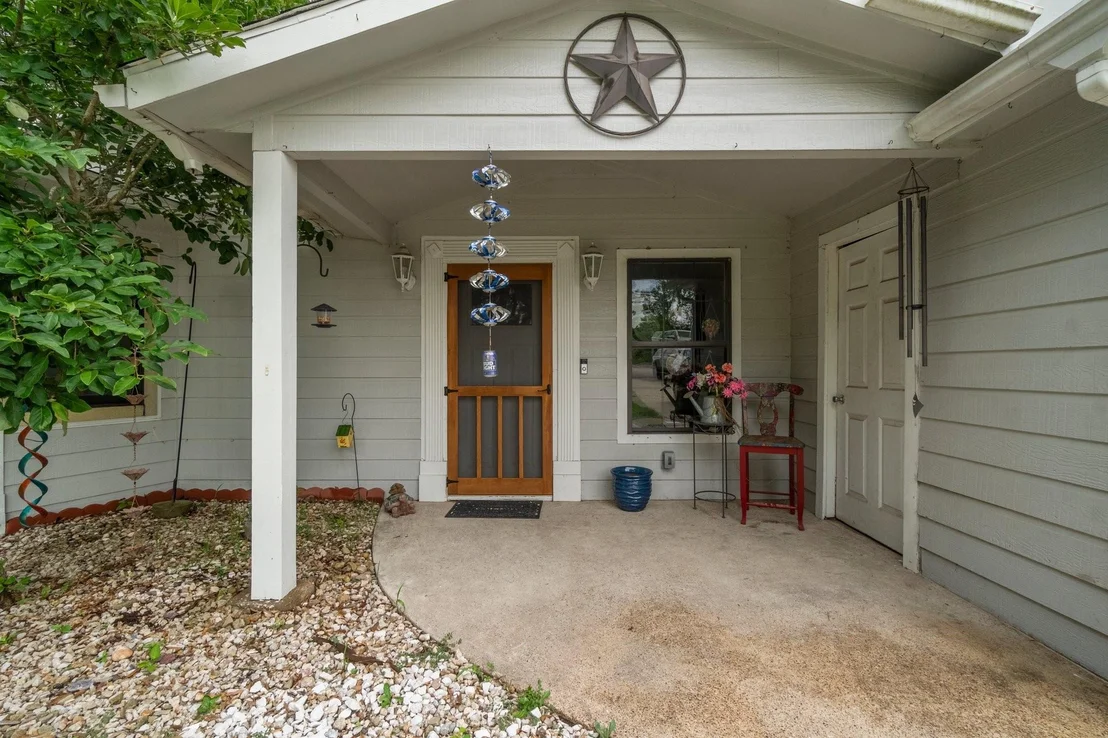 Photo of 347 Myrow Road