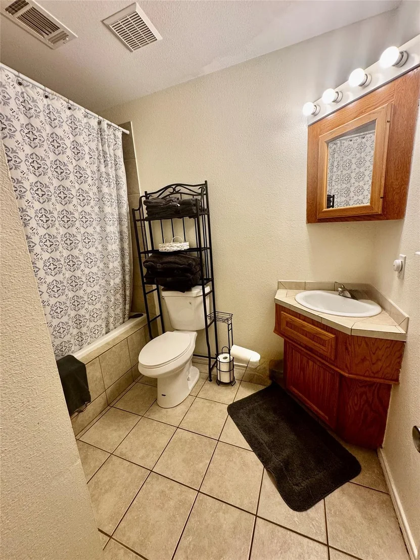 Photo of 148 Crest Lane
