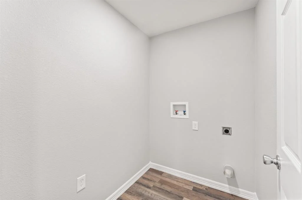 Photo of 6111 Glen Lee Drive