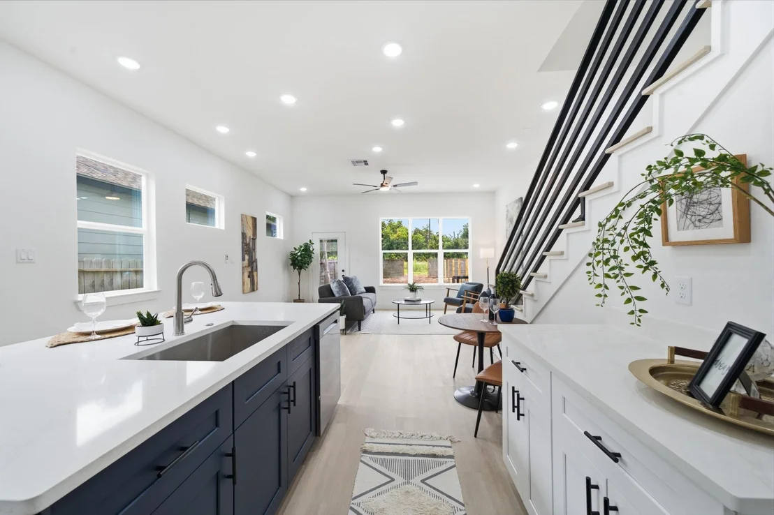 Photo of 2309 Creston Drive
