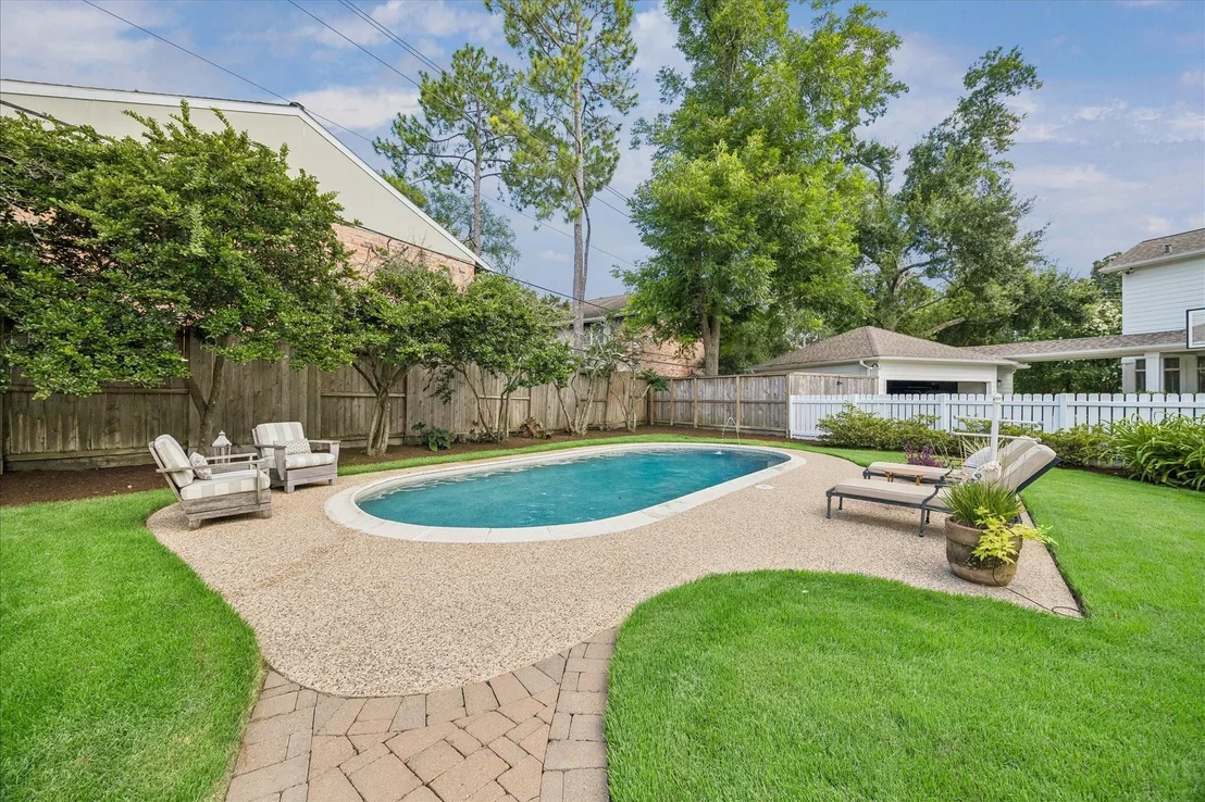 Photo of 12615 Taylorcrest Road