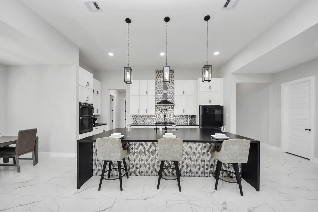 Photo of 627 Lily Lane