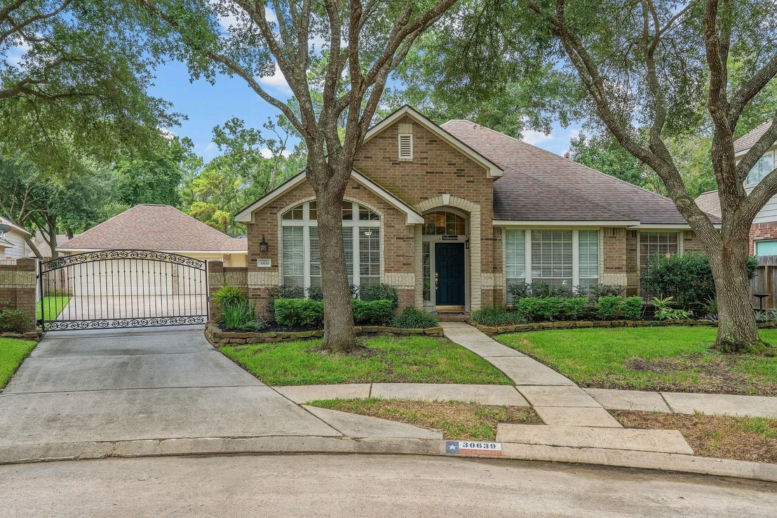 Photo of 30639 Victoria Estates Drive