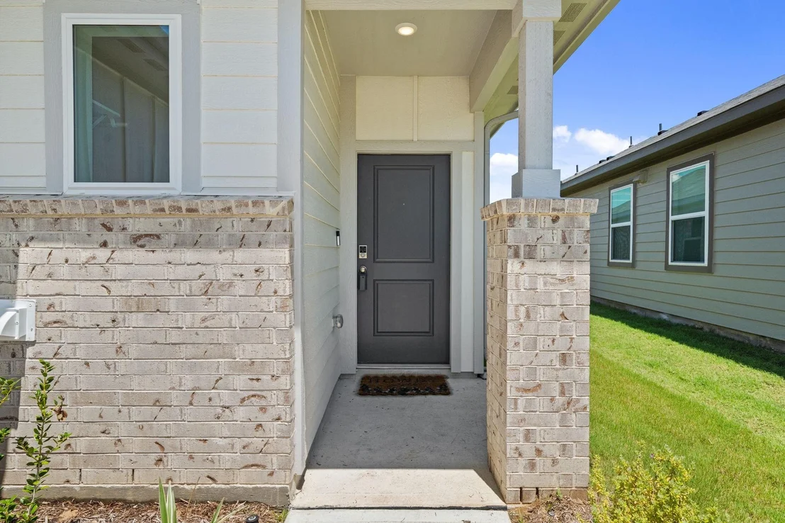 Photo of 18006 Lasso Mills Drive