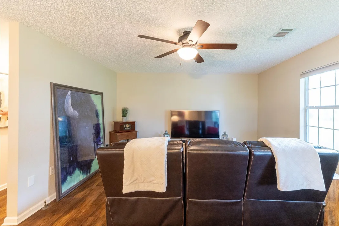 Photo of 2710 County Road 2274