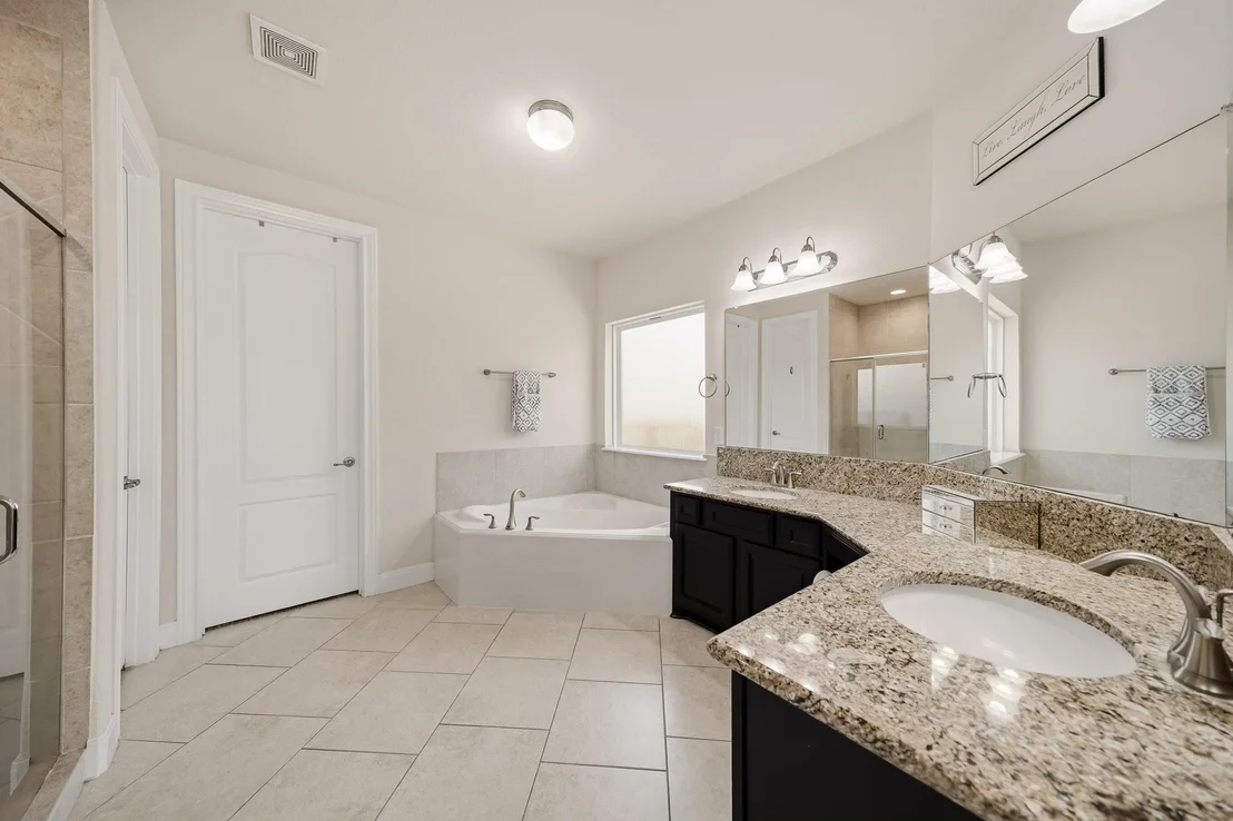 Photo of 3396 Wooded Lane