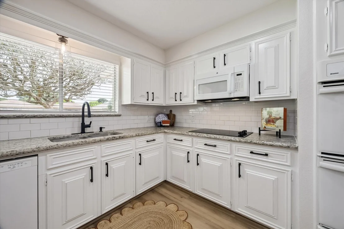 Photo of 16023 Cavendish Drive